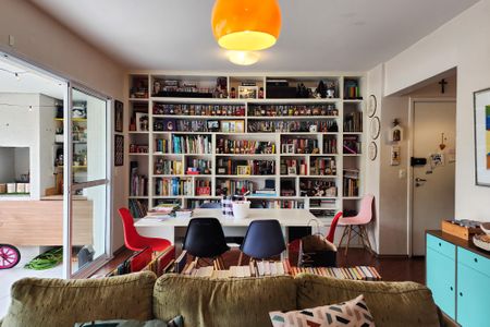 Apartamento à venda com 130m², 3 quartos e 2 vagasSala