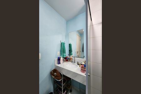 Apartamento à venda com 130m², 3 quartos e 2 vagasBanheiro da Suíte 2