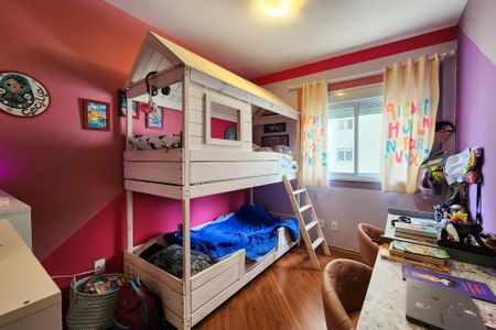 Apartamento à venda com 130m², 3 quartos e 2 vagasSuíte 2