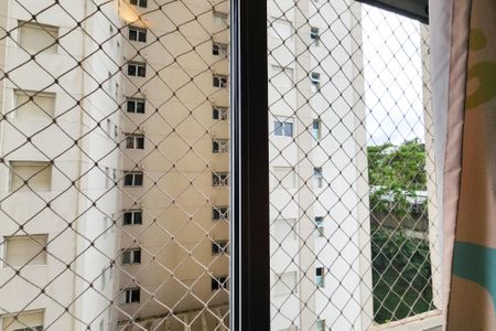 Apartamento à venda com 130m², 3 quartos e 2 vagasVista da Suíte 2