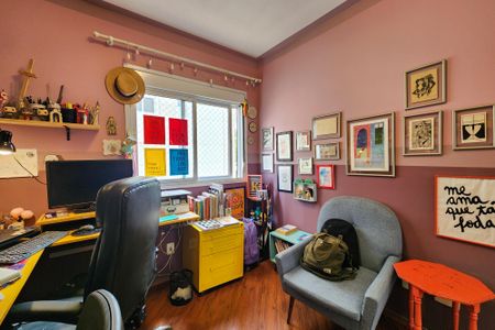 Apartamento à venda com 130m², 3 quartos e 2 vagasSuíte 3