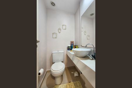 Apartamento à venda com 130m², 3 quartos e 2 vagasLavabo 