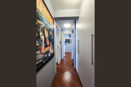 Apartamento à venda com 130m², 3 quartos e 2 vagasCorredor 