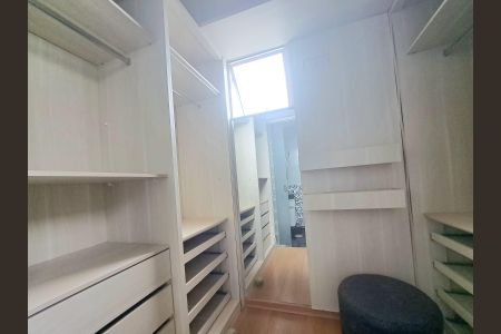 Apartamento para alugar com 3 quartos, 190m² em Buritis, Belo Horizonte