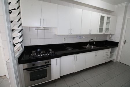 Apartamento para alugar com 105m², 3 quartos e 2 vagasCozinha