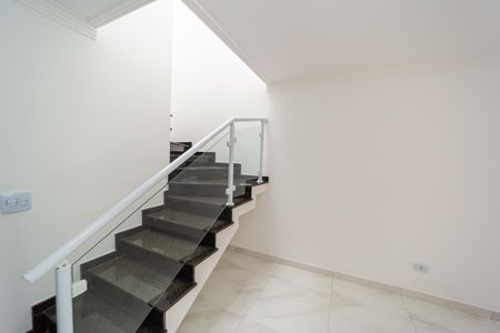 Casa à venda com 99m², 3 quartos e 2 vagas Casa à venda com 99m², 3 quartos e 2 vagasSala