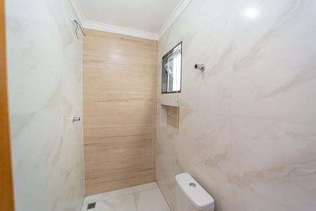 Casa à venda com 99m², 3 quartos e 2 vagas Casa à venda com 99m², 3 quartos e 2 vagasBanheiro