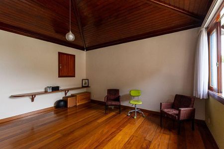 Casa à venda com 3 quartos, 259m² em Itaipu, Niterói