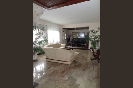 Casa à venda com 4 quartos, 310m² em Largo da Batalha, Niterói