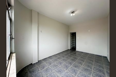 Apartamento à venda com 35m², 1 quarto e sem vaga