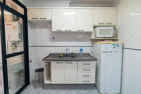 Cozinha de apartamento para alugar com 1 quarto, 27m² em Vila Monte Alegre, São Paulo