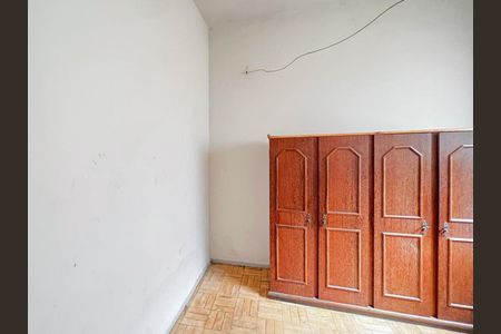 Quarto 1 de casa à venda com 2 quartos, 140m² em Bonfim, Belo Horizonte