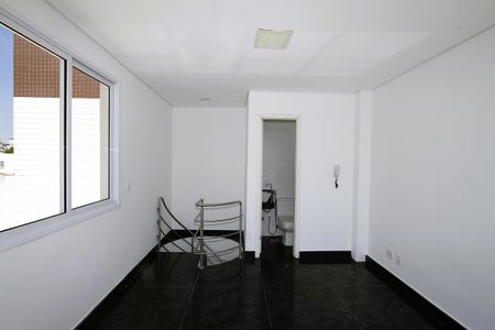 Apartamento para alugar com 158m², 3 quartos e sem vagaCobertura