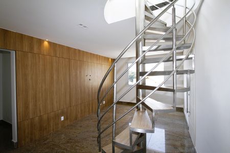 Sala de apartamento para alugar com 3 quartos, 158m² em Padre Eustáquio, Belo Horizonte