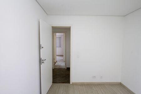 Apartamento para alugar com 158m², 3 quartos e sem vagaQuarto 2