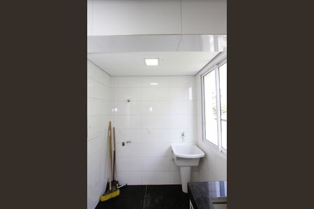 Apartamento para alugar com 158m², 3 quartos e sem vagaÁrea de Serviço