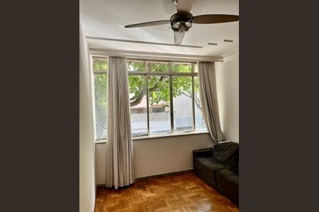 Apartamento para alugar com 100m², 3 quartos e sem vagaSala