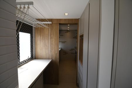 Apartamento à venda com 71m², 2 quartos e 1 vagaÁrea de Serviço