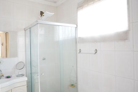 Casa à venda com 260m², 3 quartos e 4 vagasBanheiro da Suíte