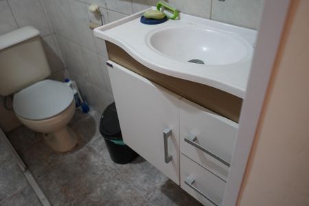 Casa à venda com 260m², 3 quartos e 4 vagasBanheiro 2