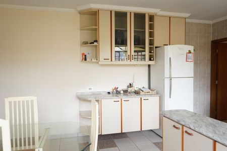 Casa à venda com 260m², 3 quartos e 4 vagasCozinha