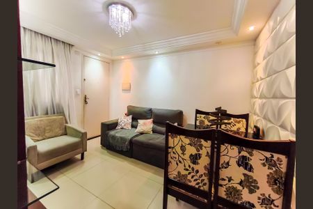 Sala de apartamento para alugar com 2 quartos, 54m² em Vila Curuçá Velha, São Paulo