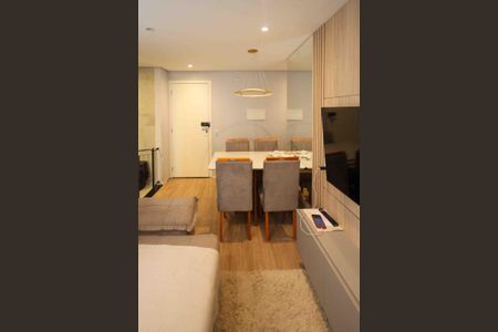 Sala de apartamento para alugar com 2 quartos, 41m² em Jardim Egle, São Paulo