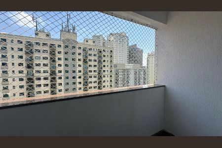 Varanda de apartamento para alugar com 1 quarto, 70m² em Alphaville Industrial, Barueri