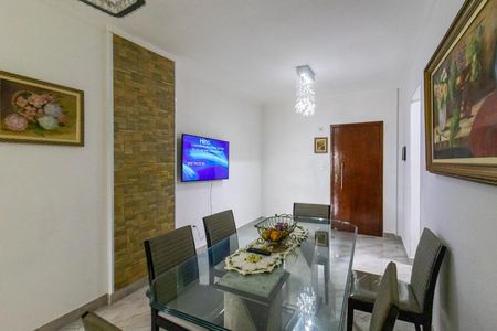 Apartamento para alugar com 100m², 2 quartos e 1 vagaSala