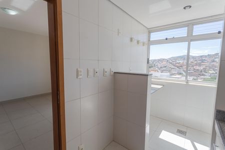 Apartamento à venda com 70m², 3 quartos e 2 vagas Apartamento à venda com 70m², 3 quartos e 2 vagasCozinha/Área de Serviço