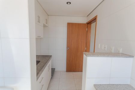 Apartamento à venda com 70m², 3 quartos e 2 vagas Apartamento à venda com 70m², 3 quartos e 2 vagasCozinha/Área de Serviço