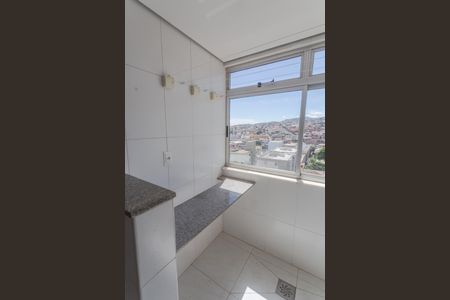 Apartamento à venda com 70m², 3 quartos e 2 vagas Apartamento à venda com 70m², 3 quartos e 2 vagasCozinha/Área de Serviço
