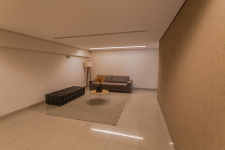 Apartamento à venda com 70m², 3 quartos e 2 vagas Apartamento à venda com 70m², 3 quartos e 2 vagasHall de entrada