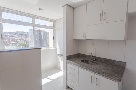 Apartamento à venda com 70m², 3 quartos e 2 vagas Apartamento à venda com 70m², 3 quartos e 2 vagasCozinha/Área de Serviço