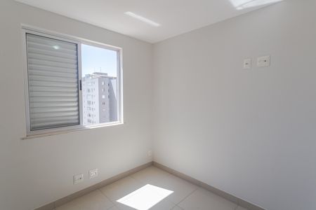 Apartamento à venda com 70m², 3 quartos e 2 vagas Apartamento à venda com 70m², 3 quartos e 2 vagasQuarto 2