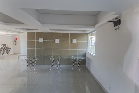 Apartamento à venda com 70m², 3 quartos e 2 vagas Apartamento à venda com 70m², 3 quartos e 2 vagasÁrea comum - Salão de festas