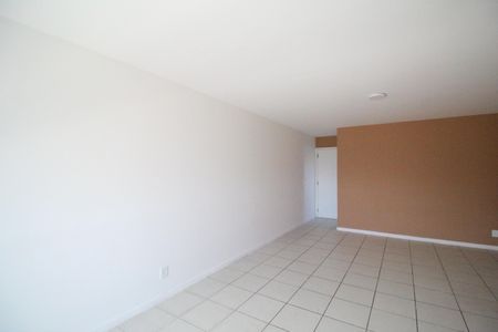 Sala de apartamento à venda com 3 quartos, 115m² em Barra da Tijuca, Rio de Janeiro