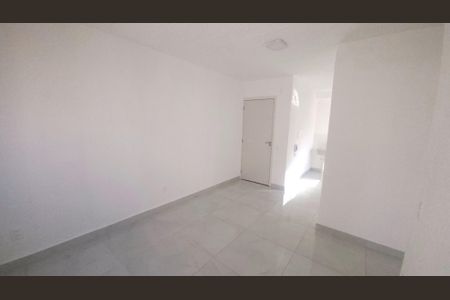 Sala de apartamento para alugar com 2 quartos, 42m² em Setor Andreia, Goiânia