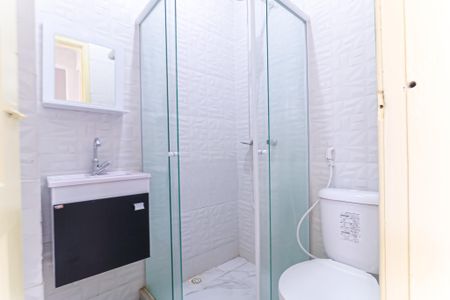 Banheiro Social de casa para alugar com 1 quarto, 27m² em Engenho de Dentro, Rio de Janeiro
