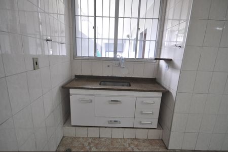 Casa à venda com 120m², 2 quartos e 2 vagasCozinha