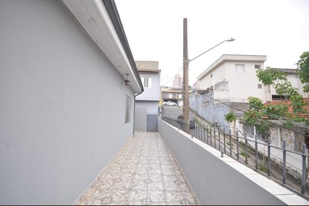 Casa à venda com 120m², 2 quartos e 2 vagasVaranda