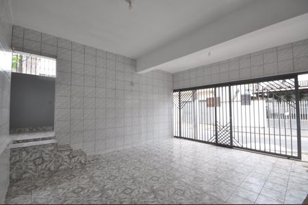 Casa à venda com 120m², 2 quartos e 2 vagasGaragem