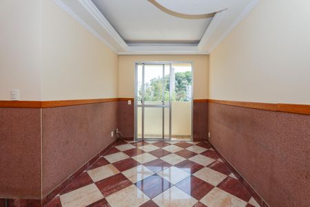 Sala de apartamento para alugar com 3 quartos, 51m² em Conjunto Promorar Raposo Tavares, São Paulo