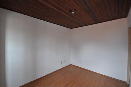 Casa à venda com 80m², 3 quartos e sem vagaSuíte