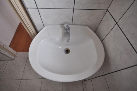 Casa à venda com 80m², 3 quartos e sem vagaBanheiro da Suíte