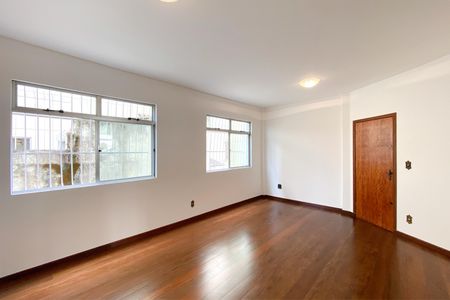 Sala de apartamento para alugar com 3 quartos, 90m² em Dona Clara, Belo Horizonte