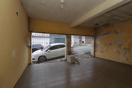 Casa à venda com 100m², 2 quartos e 2 vagasGaragem