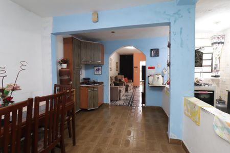 Casa à venda com 100m², 2 quartos e 2 vagasCopa