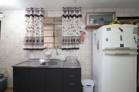 Casa à venda com 100m², 2 quartos e 2 vagasCozinha