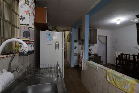 Casa à venda com 100m², 2 quartos e 2 vagasCozinha